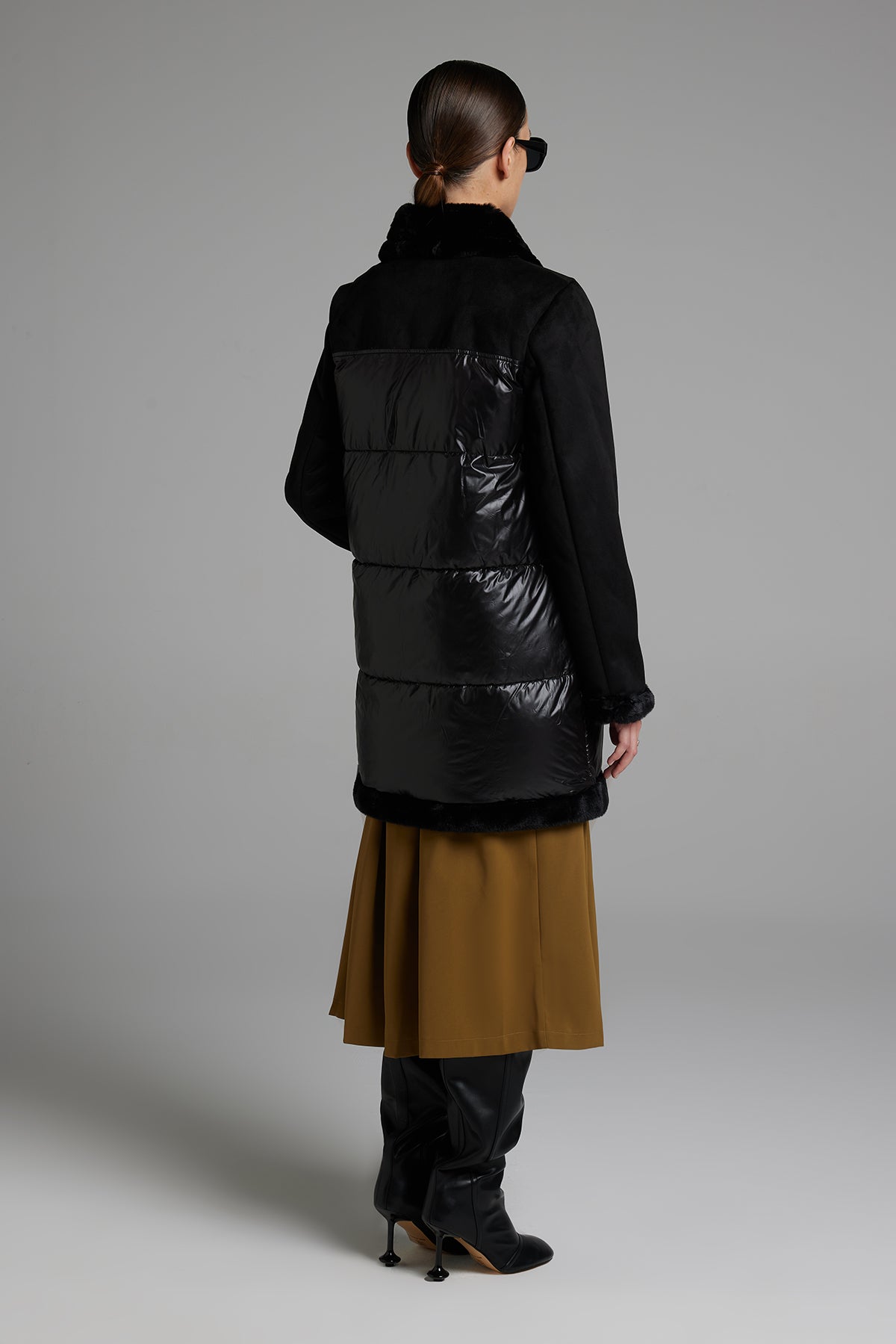 #colore_nero