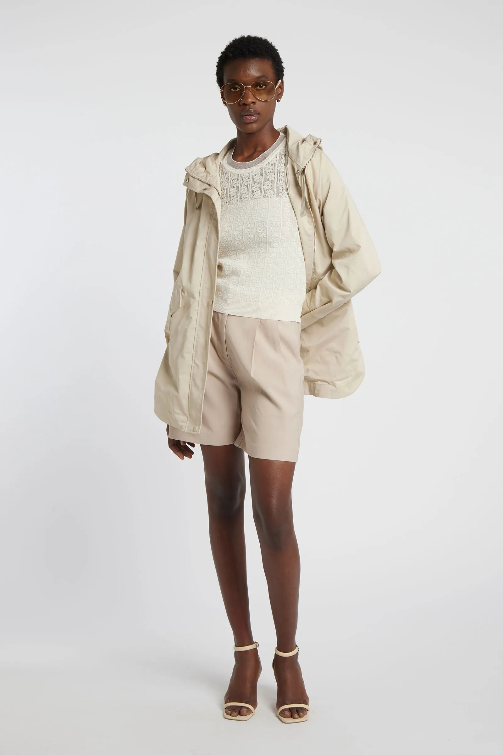 #colore_beige