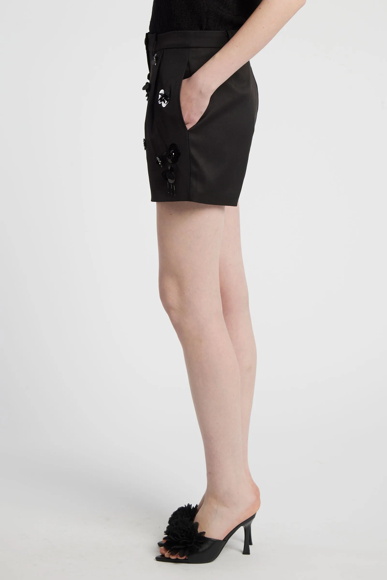 AMBRA - Short taglio sartoriale