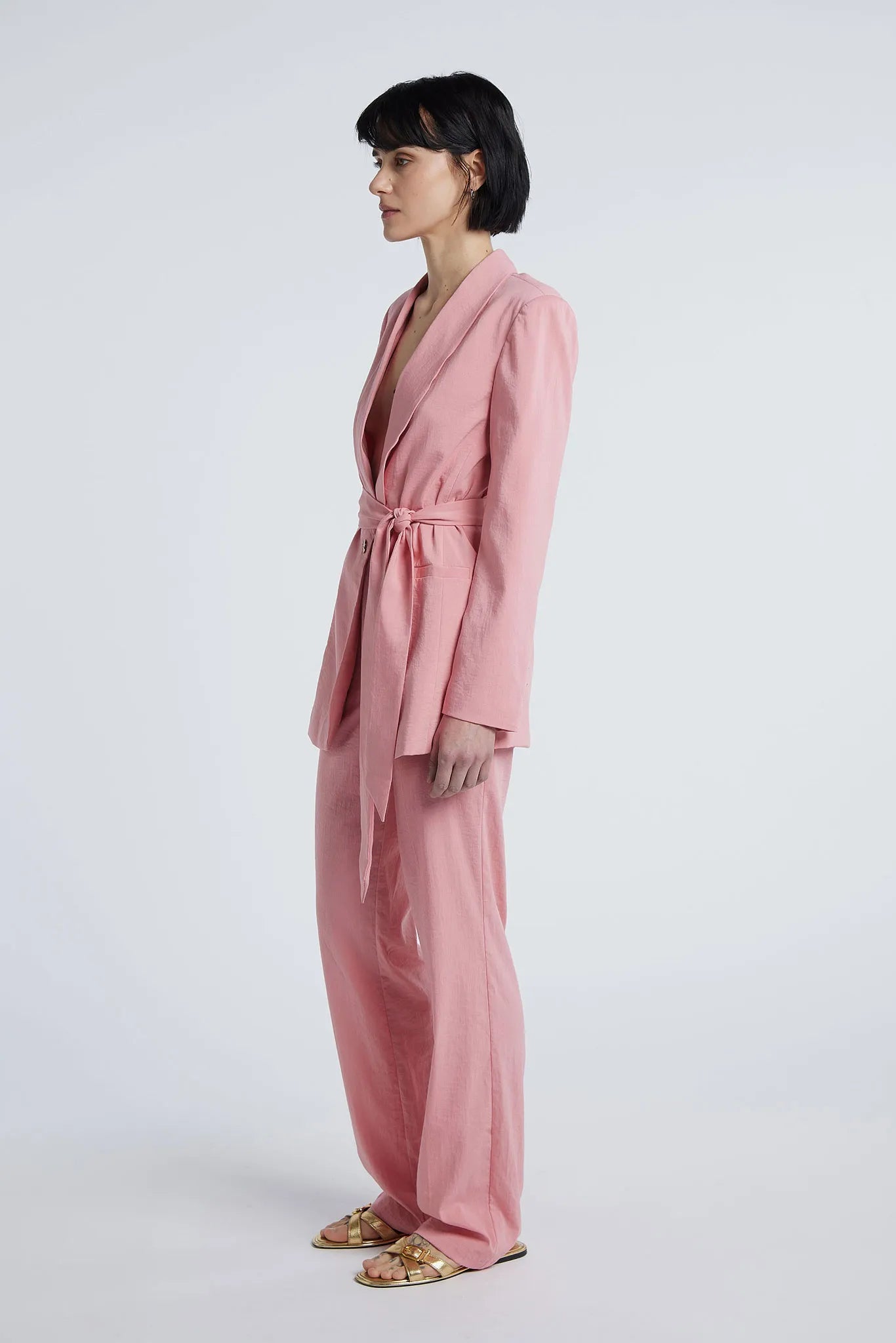 BERLIN - Suit with belt