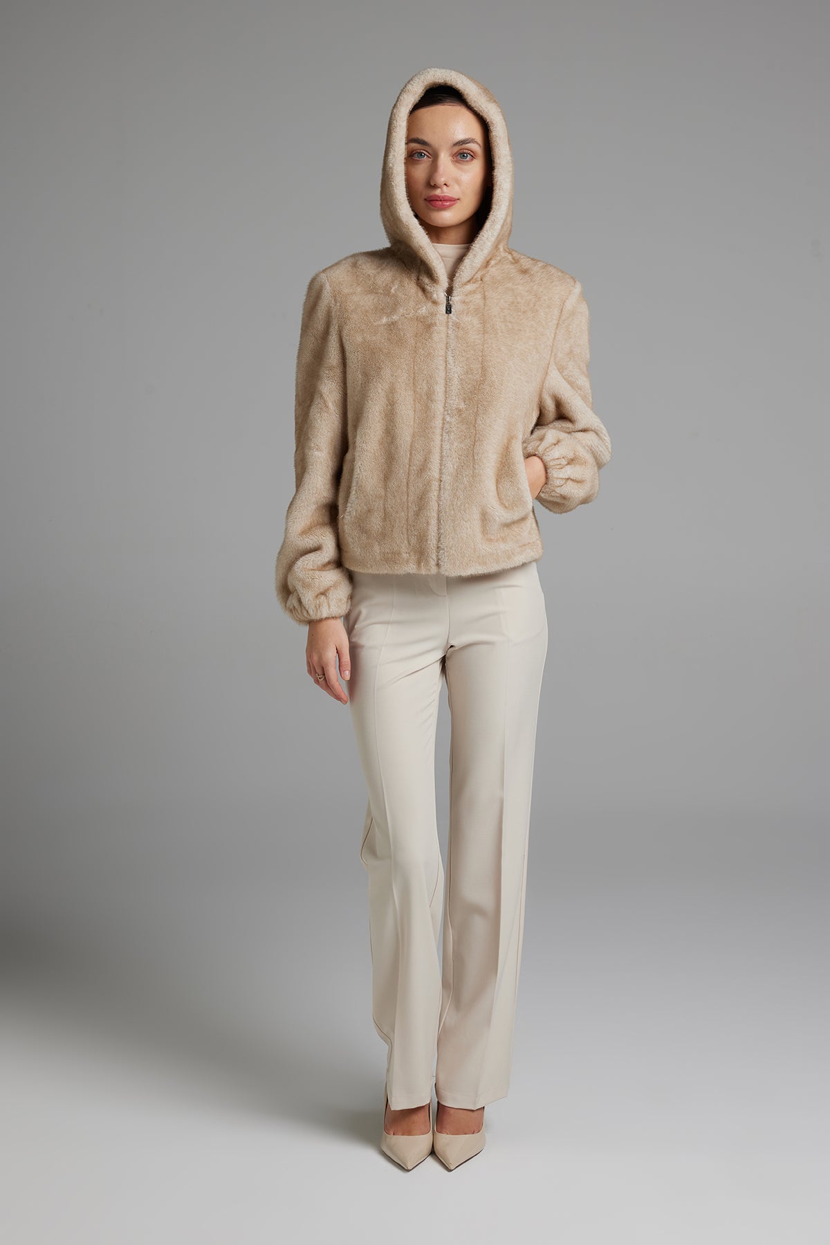 #colore_beige