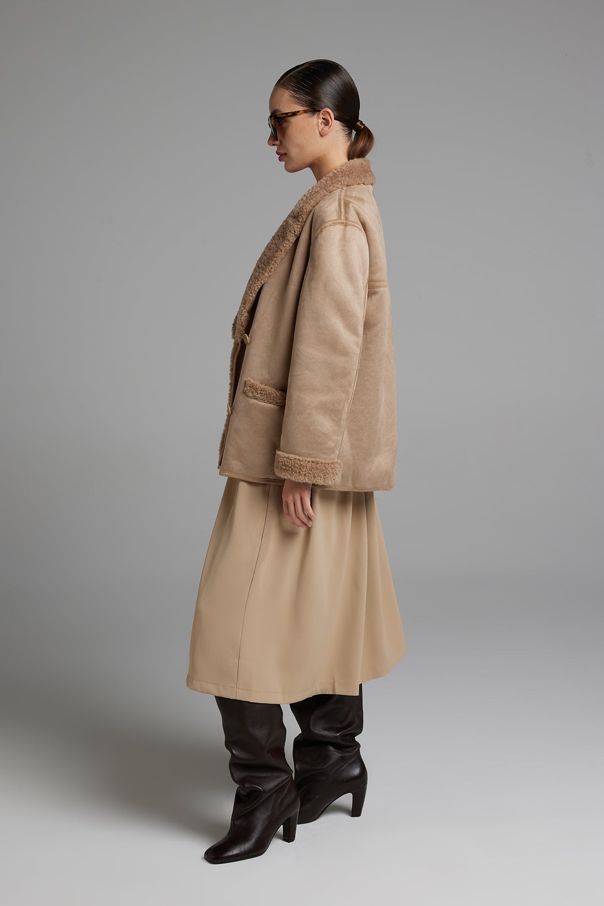 #colore_beige