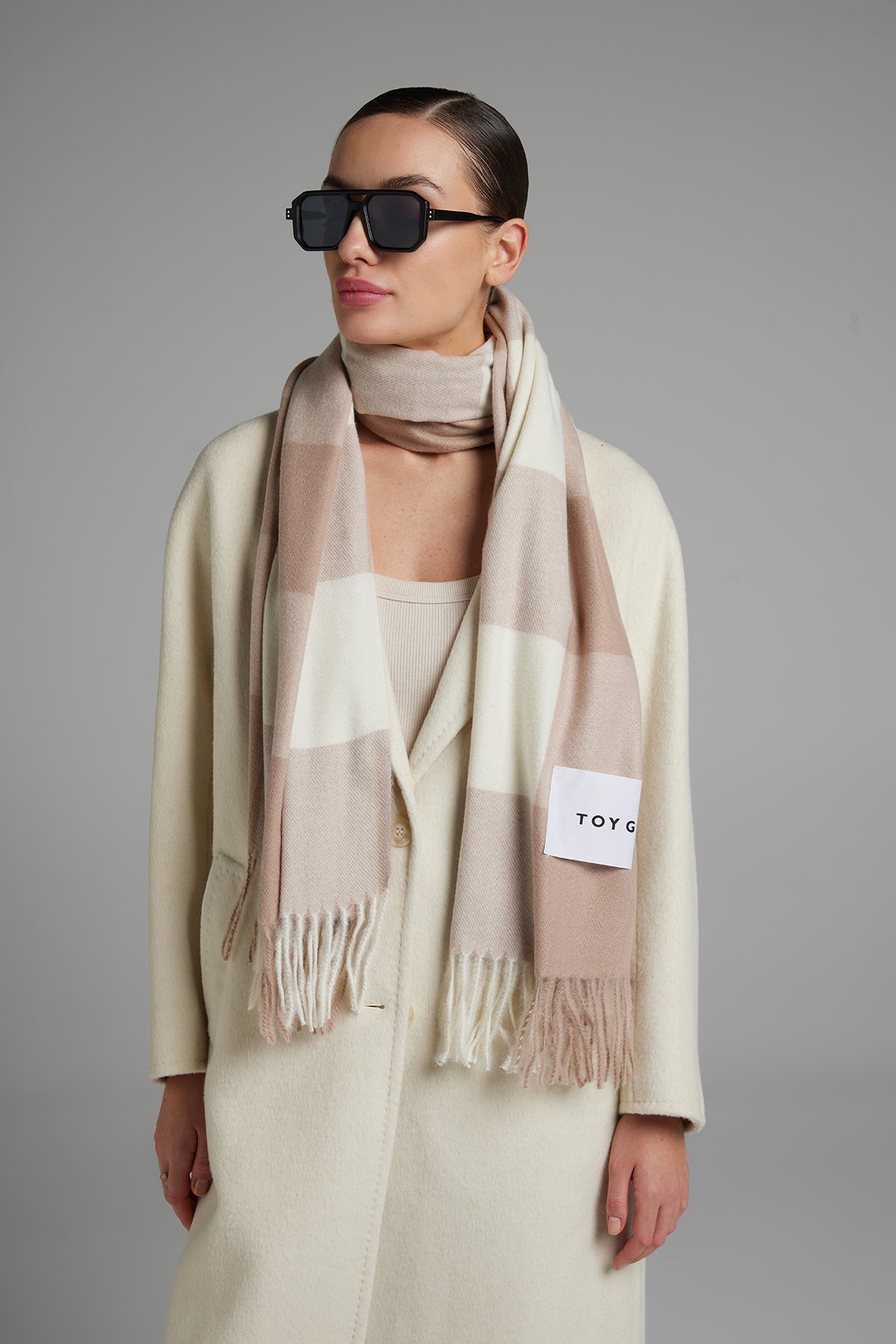 #colore_beige