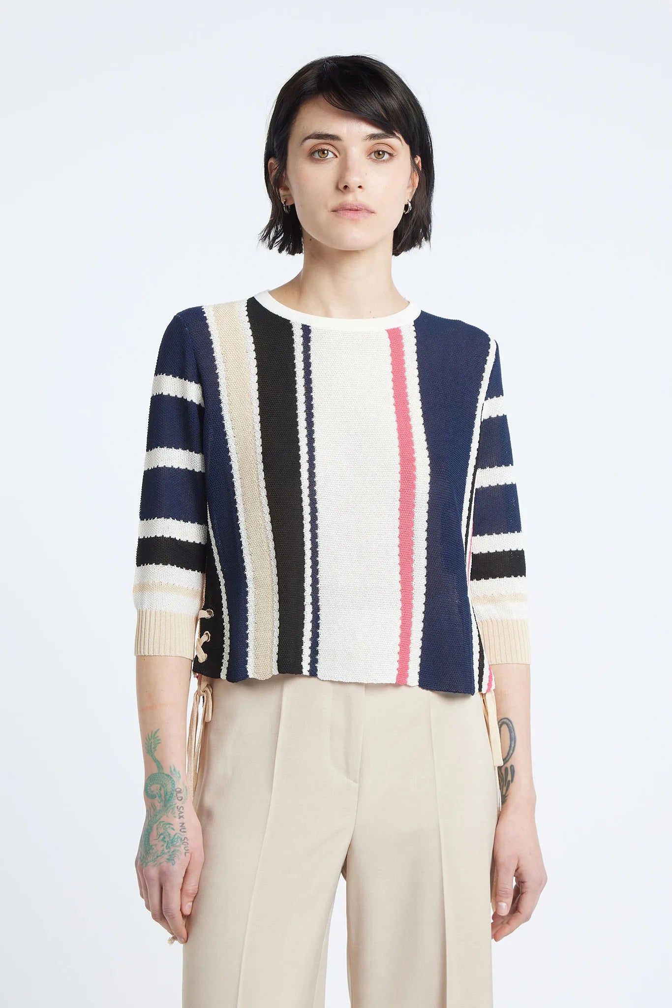 NAMI - Crew neck top with 3/4 sleeves