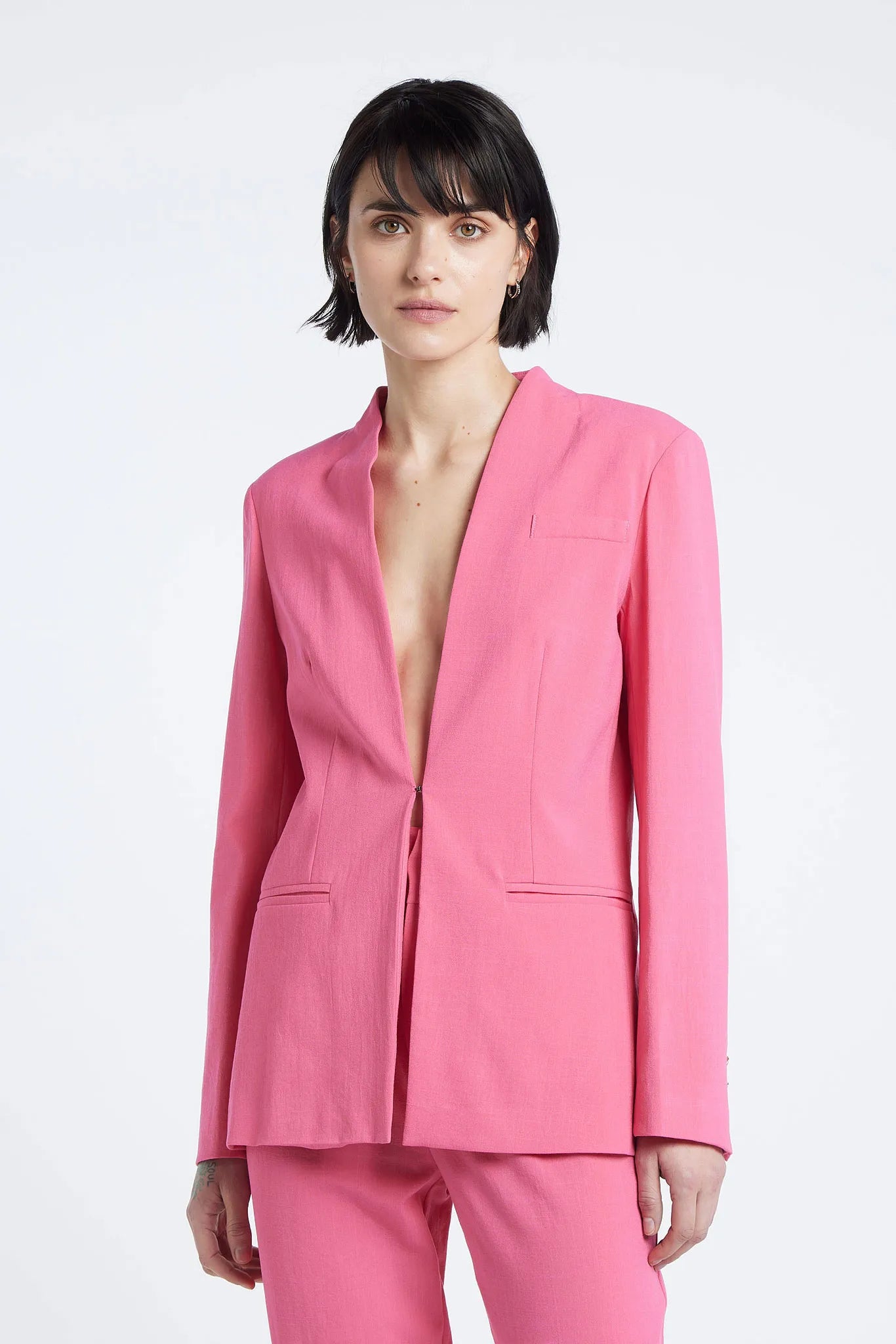 MADRID - Minimalist lapel-less suit
