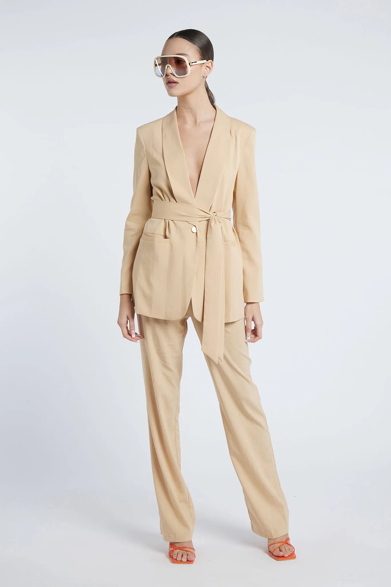 BERLIN - Belted suit