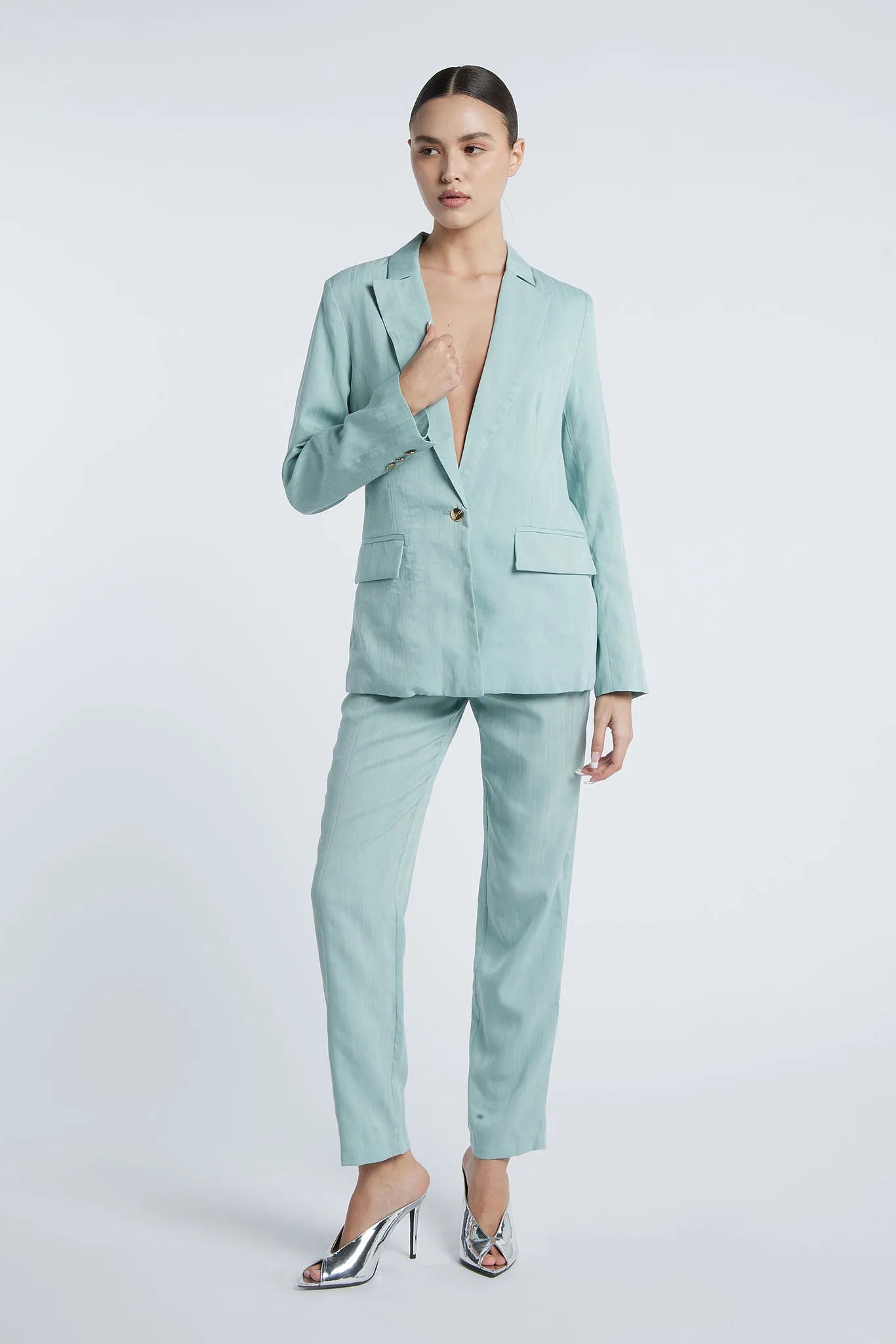 SOFIA - Structured Tailored Suit