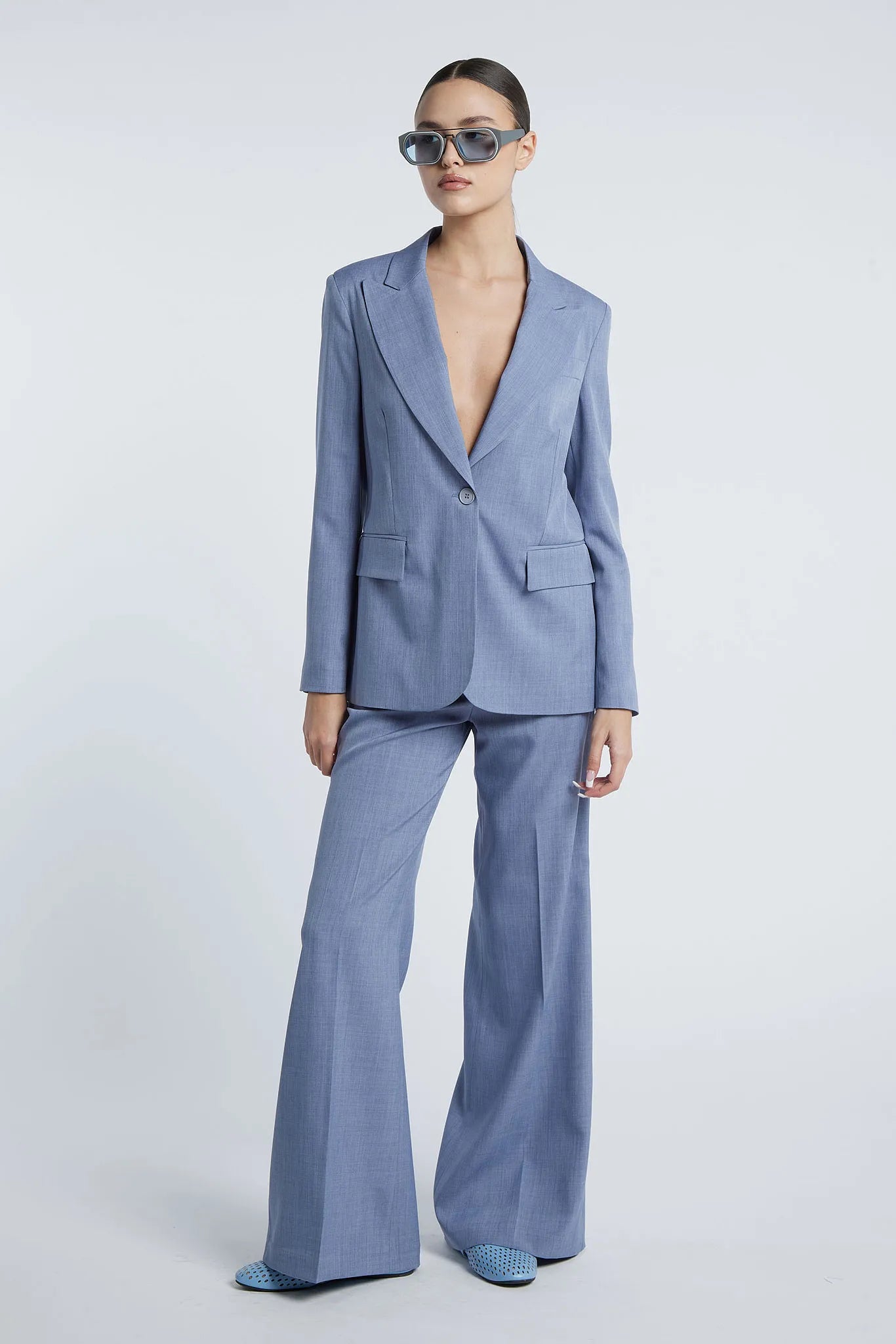 VIDA - Single-breasted suit and wide leg