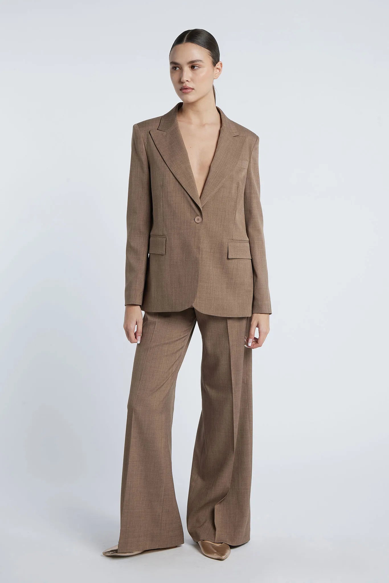 VIDA - Single-Breasted Suit and Wide Leg