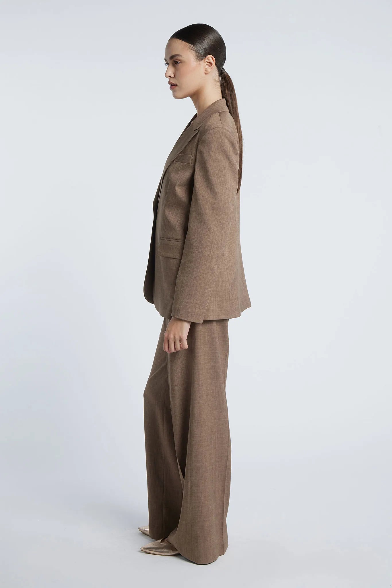 VIDA - Single-Breasted Suit and Wide Leg