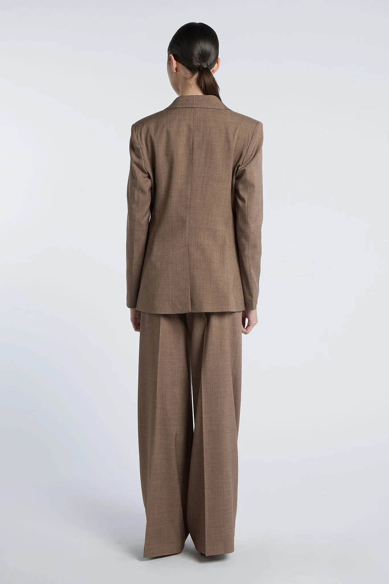 VIDA - Single-Breasted Suit and Wide Leg