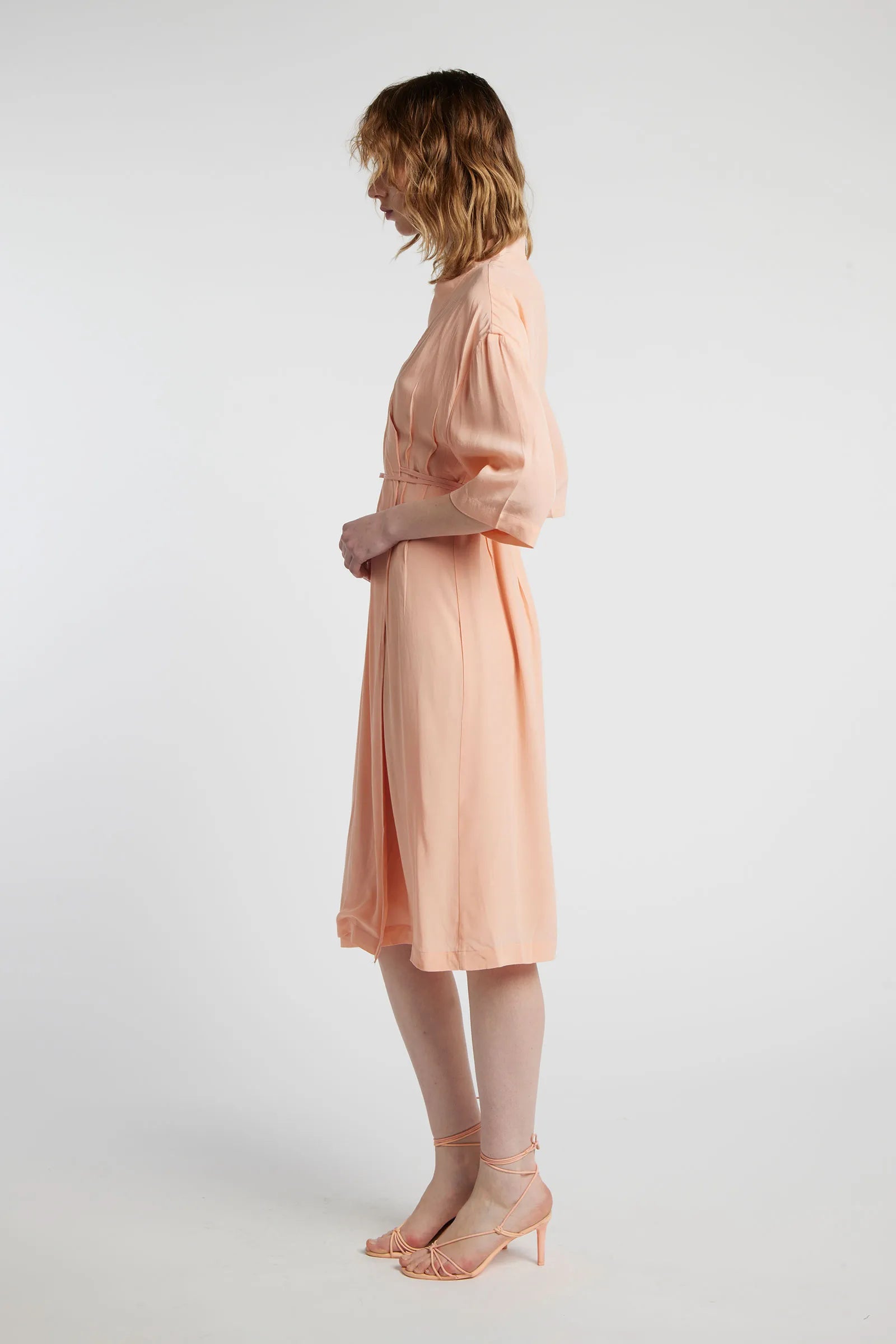 KUNZITE - Kimono dress