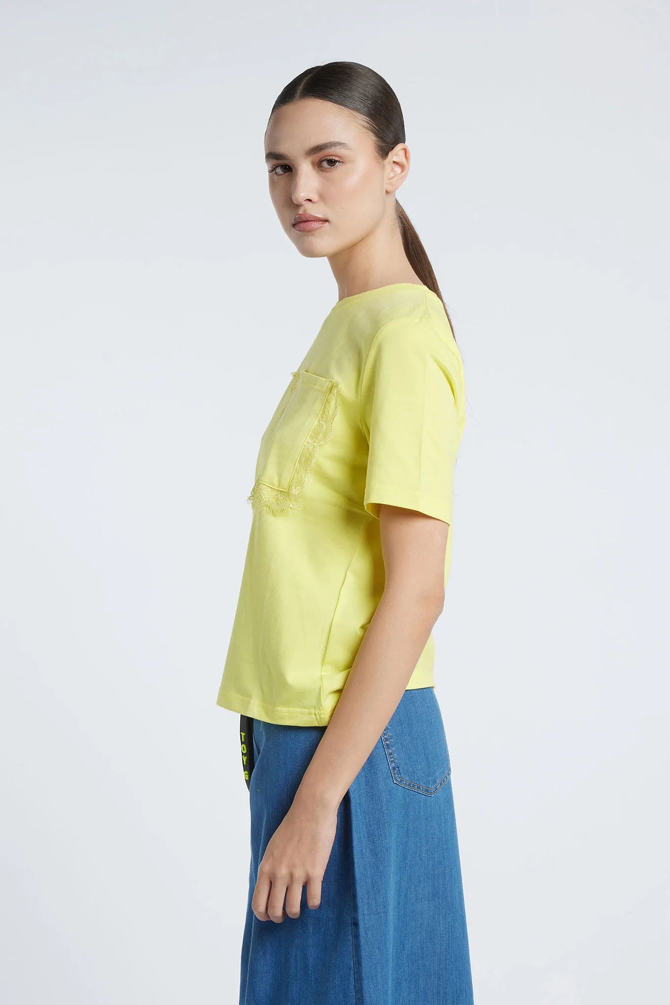 RIO DE JANEIRO - T-shirt with lace insert