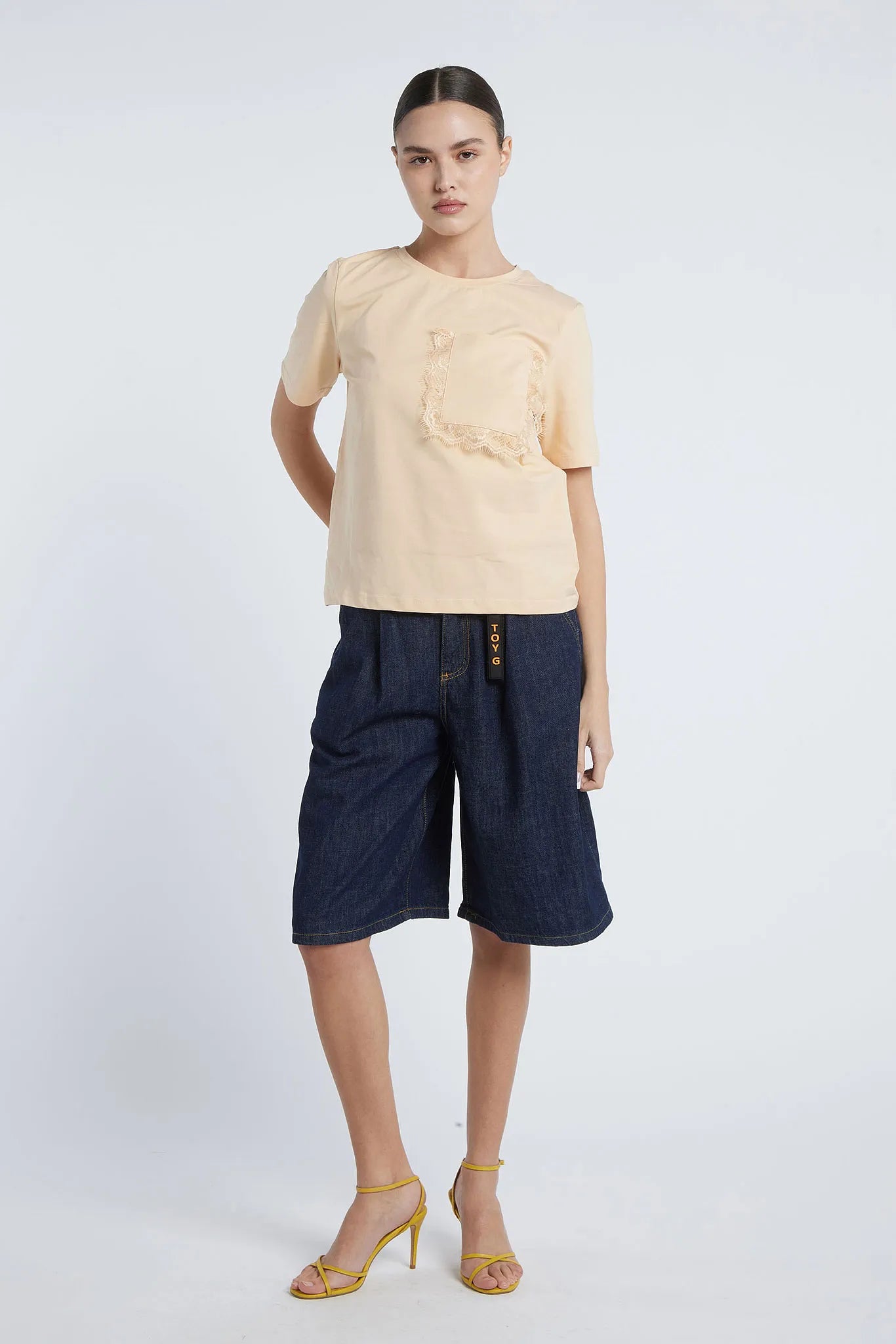 RIO DE JANEIRO - T-shirt with lace insert