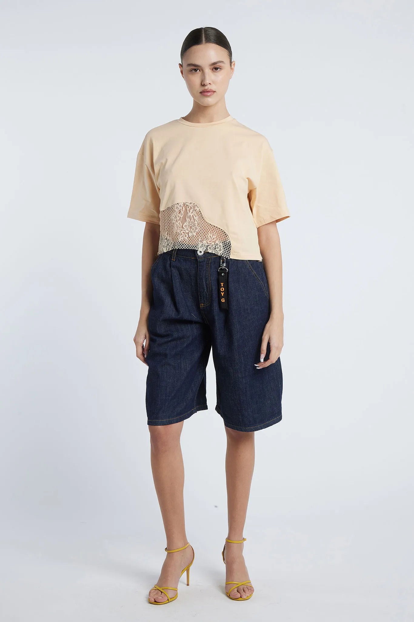 BUENOS AIRES - T-shirt with lace hem