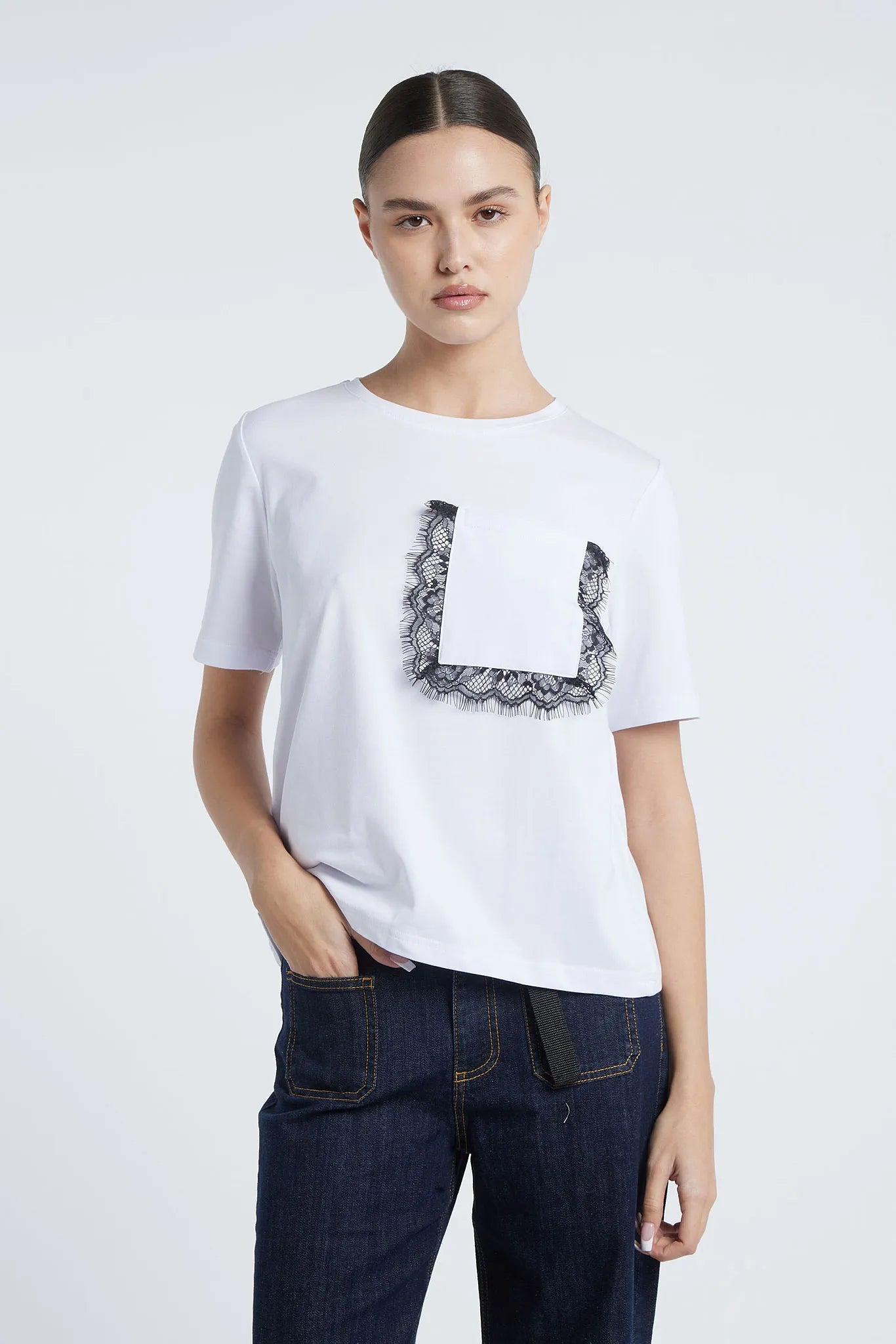RIO DE JANEIRO - T-shirt with lace insert