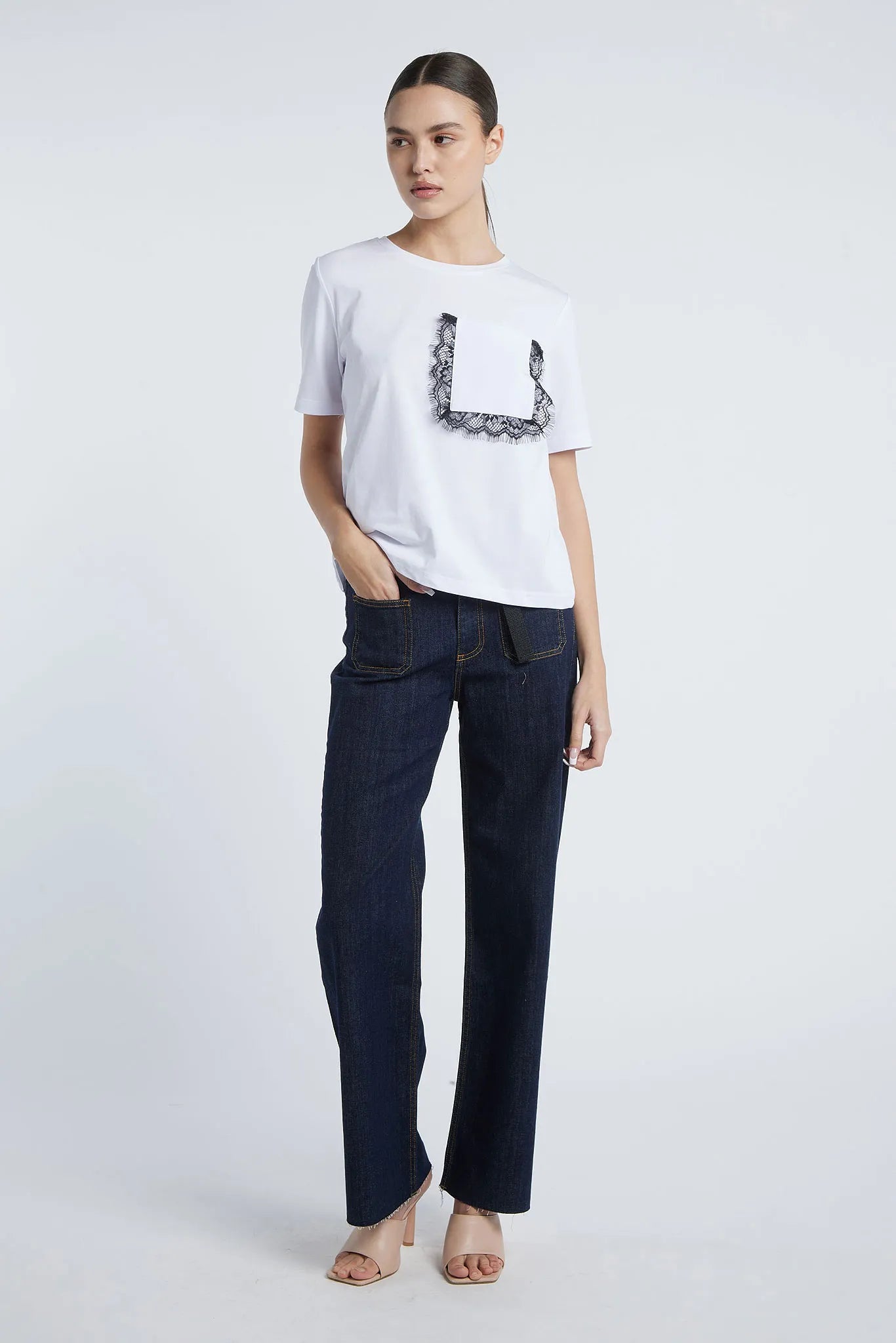 RIO DE JANEIRO - T-shirt with lace insert
